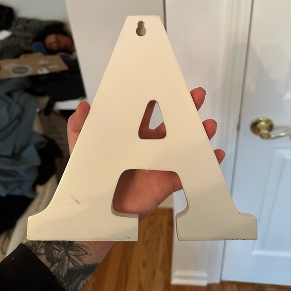 “Lauren” Wooden Block Letters - Picture 9 of 9